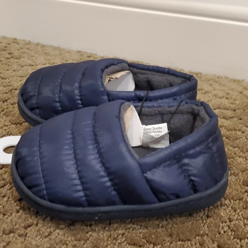 Baby Toddler Boys Capelli of New York Navy Puffy Slippers Size 4/5 8/9 girls NWT